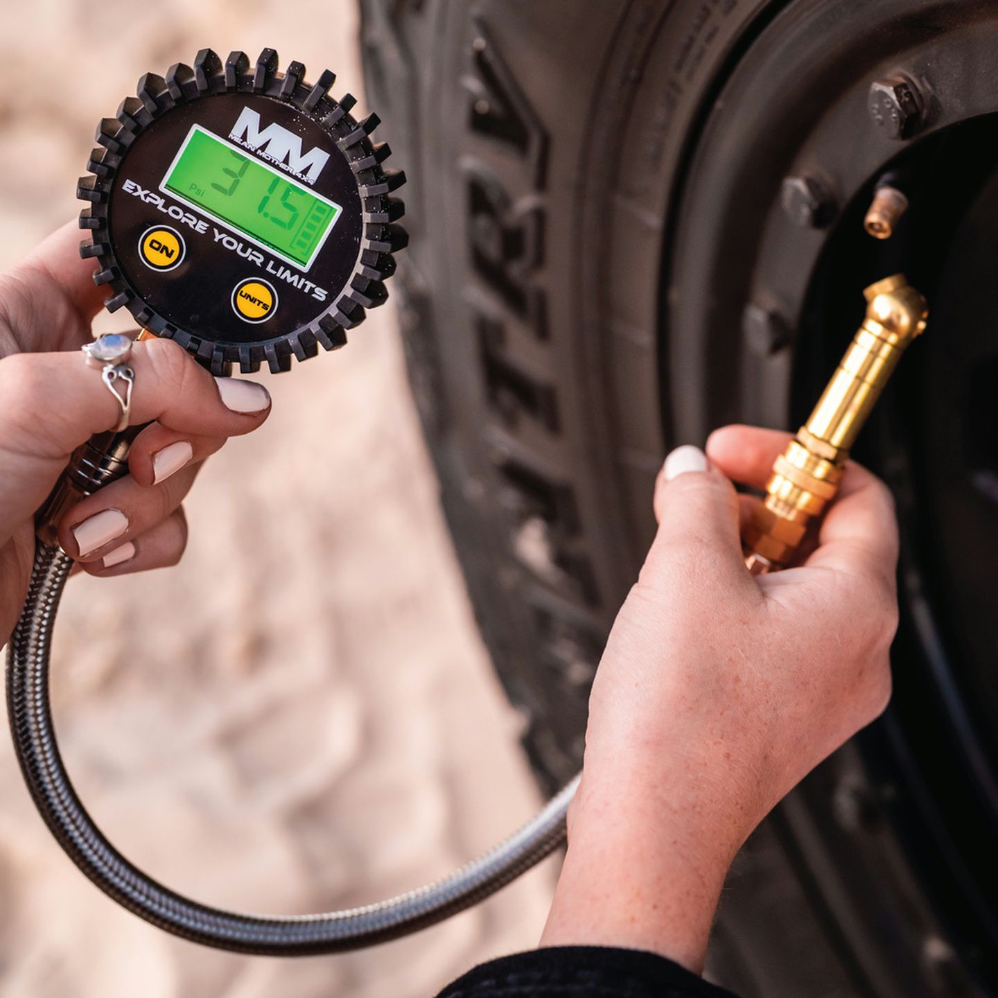 Mean Mother Digital Tyre Deflator and Gauge Kit